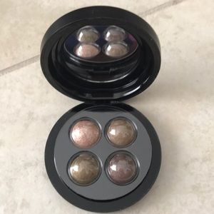 MAC harvest of greens eyeshadow pallet